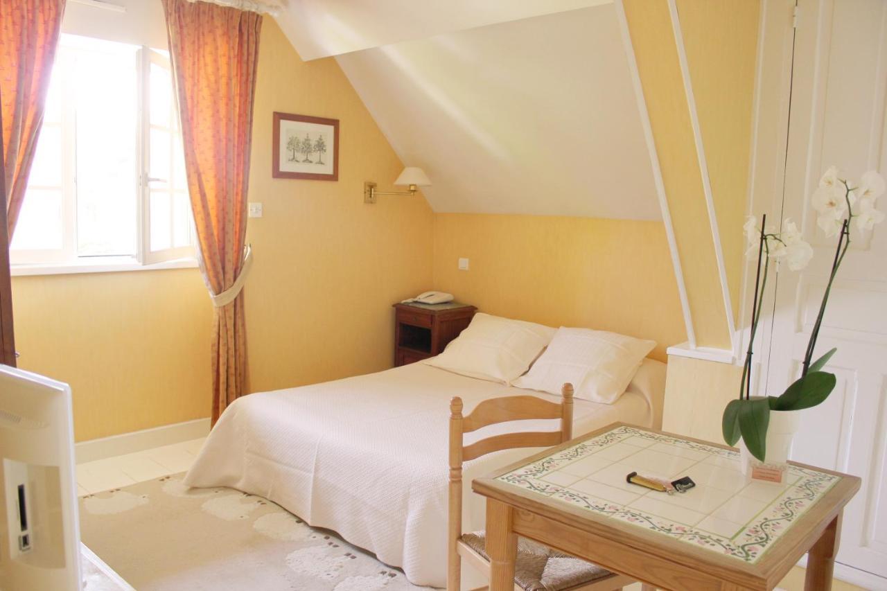 Maison D'Hotes L'Escale Bains les Bains Bagian luar foto